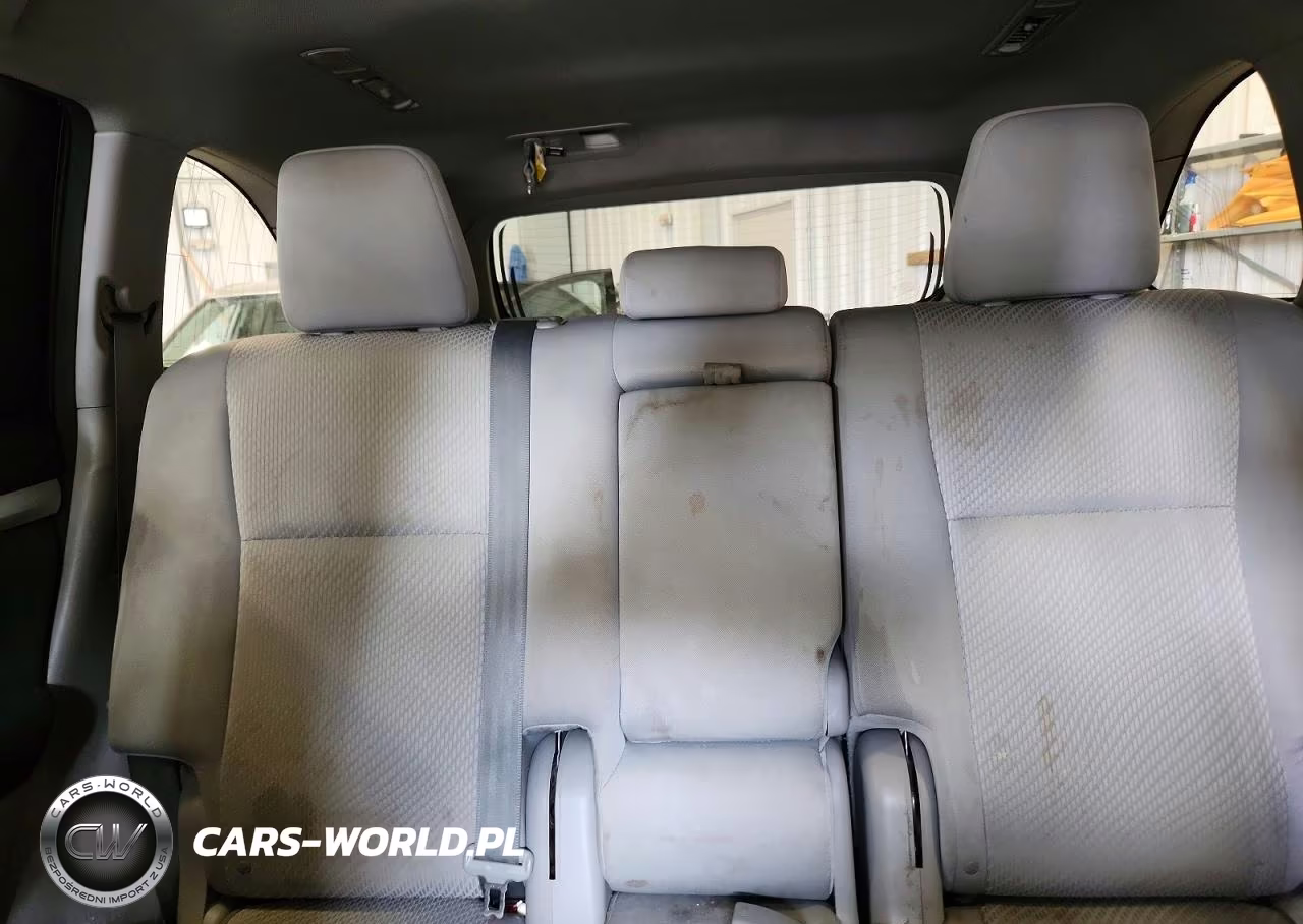 2015 Toyota Highlander Le VIN:5TDZKRFH1FS109768 - 10