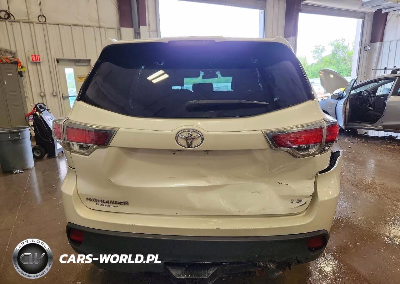 2015 Toyota Highlander Le VIN:5TDZKRFH1FS109768 - 6