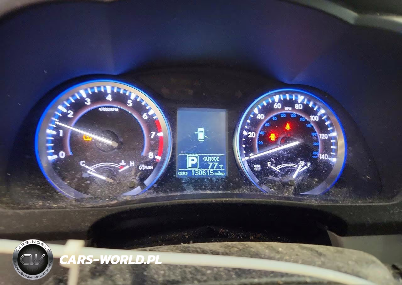2015 Toyota Highlander Le VIN:5TDZKRFH1FS109768 - 9