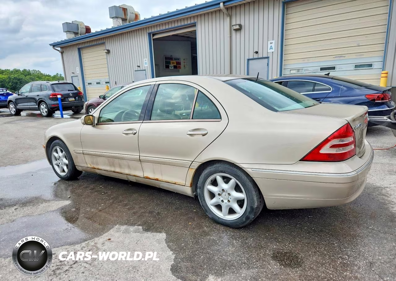 2003 Mercedes-Benz C 240 VIN:WDBRF61J23A405676 - 2