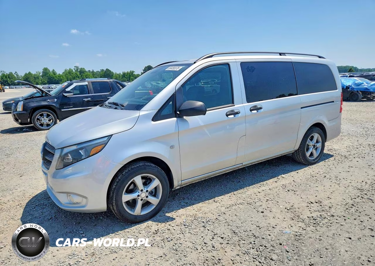2016 Mercedes-Benz Metris