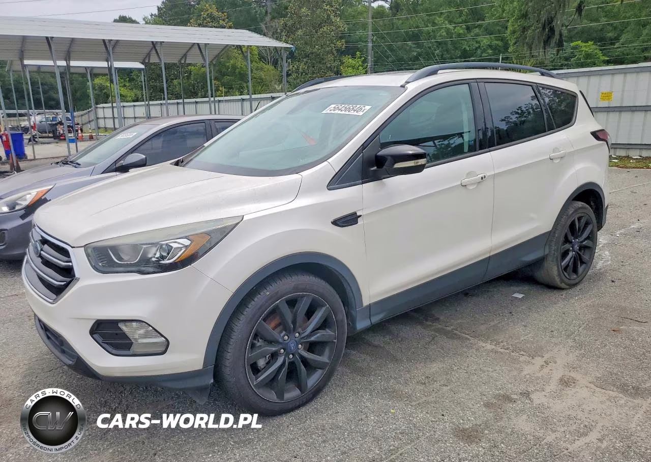 2017 Ford Escape Titanium – zdjęcie 1 z 14