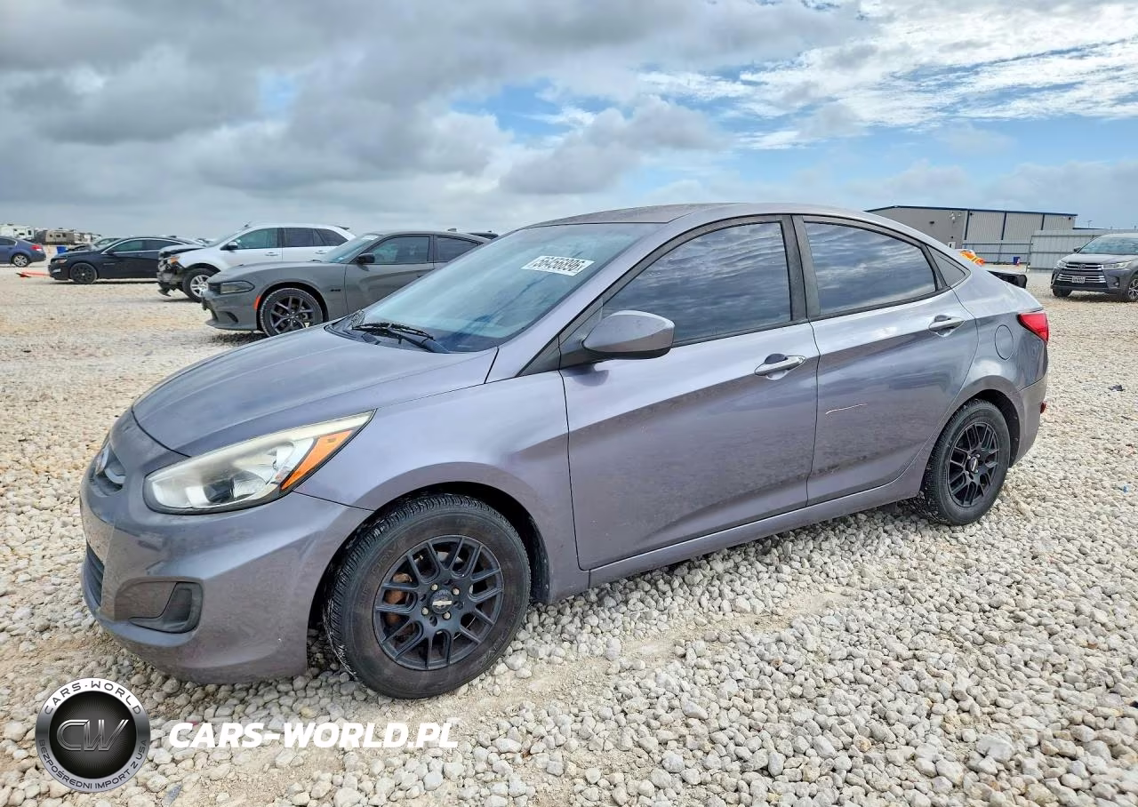 2016 Hyundai Accent – zdjęcie 1 z 12