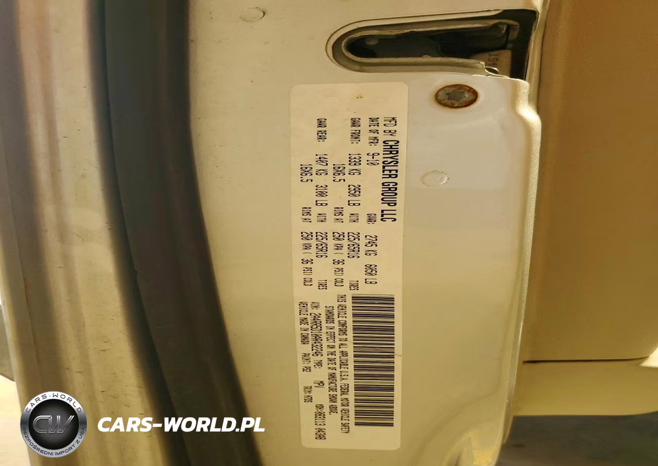 2010 Chrysler Town & Country Touring VIN:2A4RR5D10AR432246 - 13