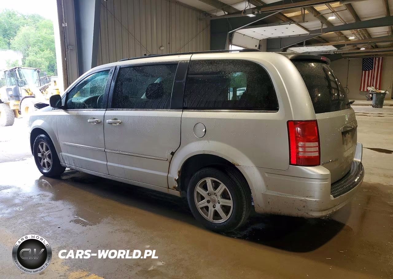 2010 Chrysler Town & Country Touring VIN:2A4RR5D10AR432246 - 2