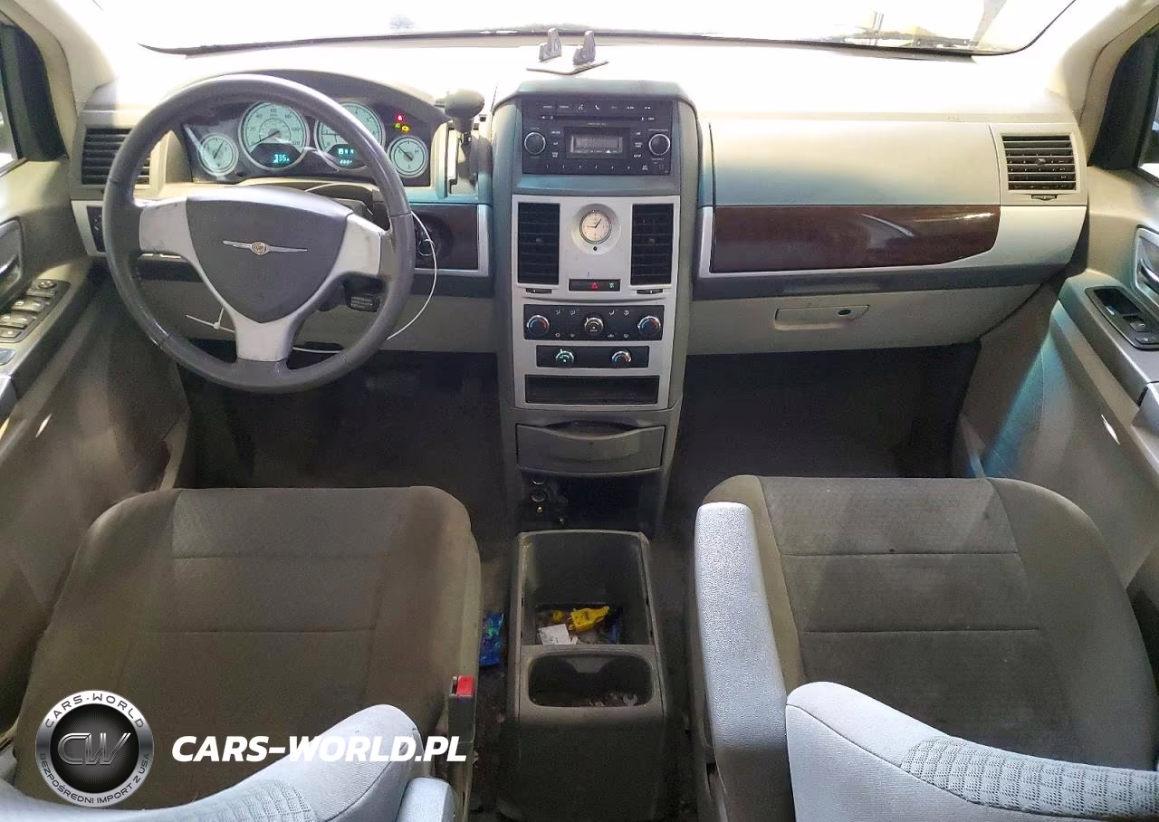 2010 Chrysler Town & Country Touring VIN:2A4RR5D10AR432246 - 8