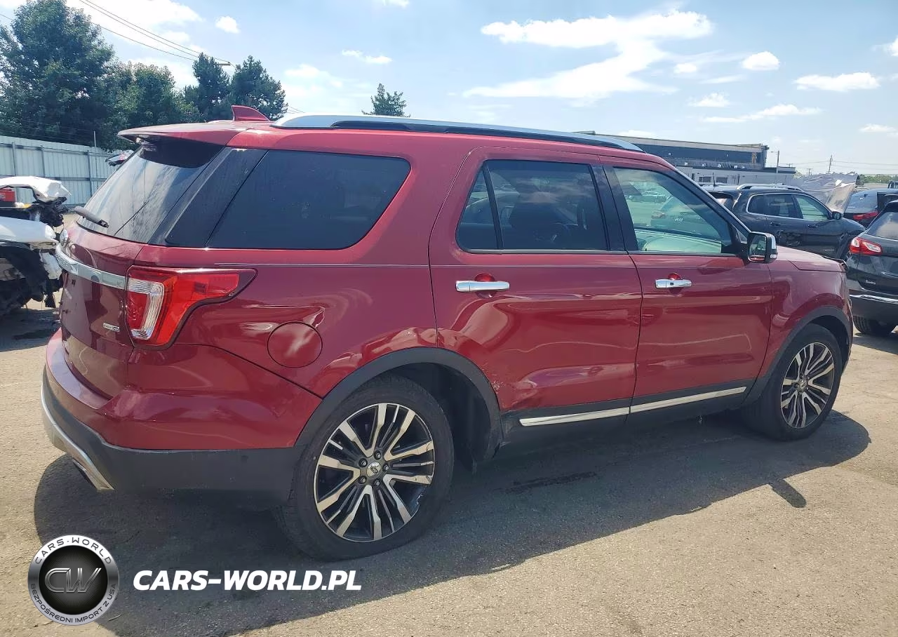 2016 Ford Explorer Platinum VIN:1FM5K8HT0GGC02931 - 3