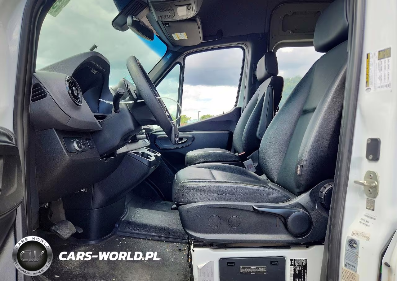 2021 Mercedes-Benz Sprinter 2500 VIN:W1Z4DGHY8MT060872 - 7
