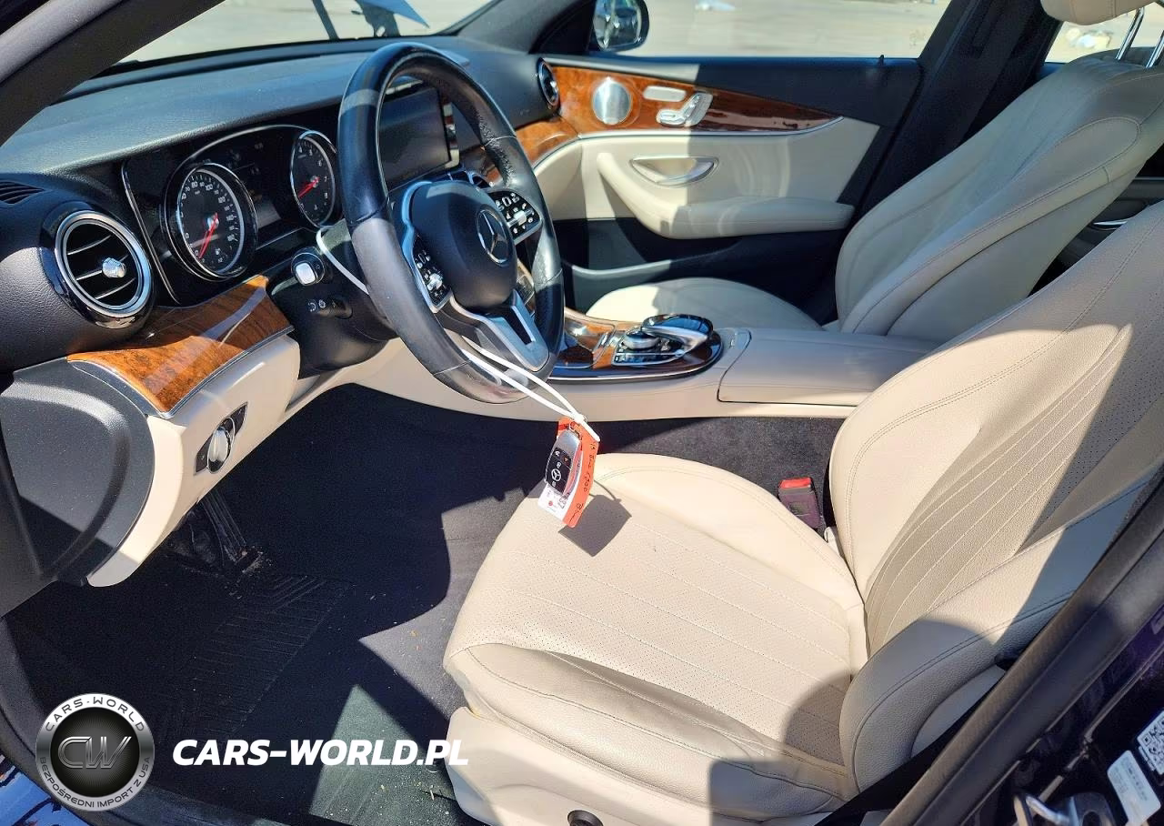 2019 Mercedes-Benz E 300 4Matic VIN:WDDZF4KB8KA585781 - 7