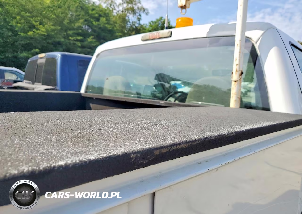 2009 Ford F350 Super Duty VIN:1FDSF35589EA93455 - 11