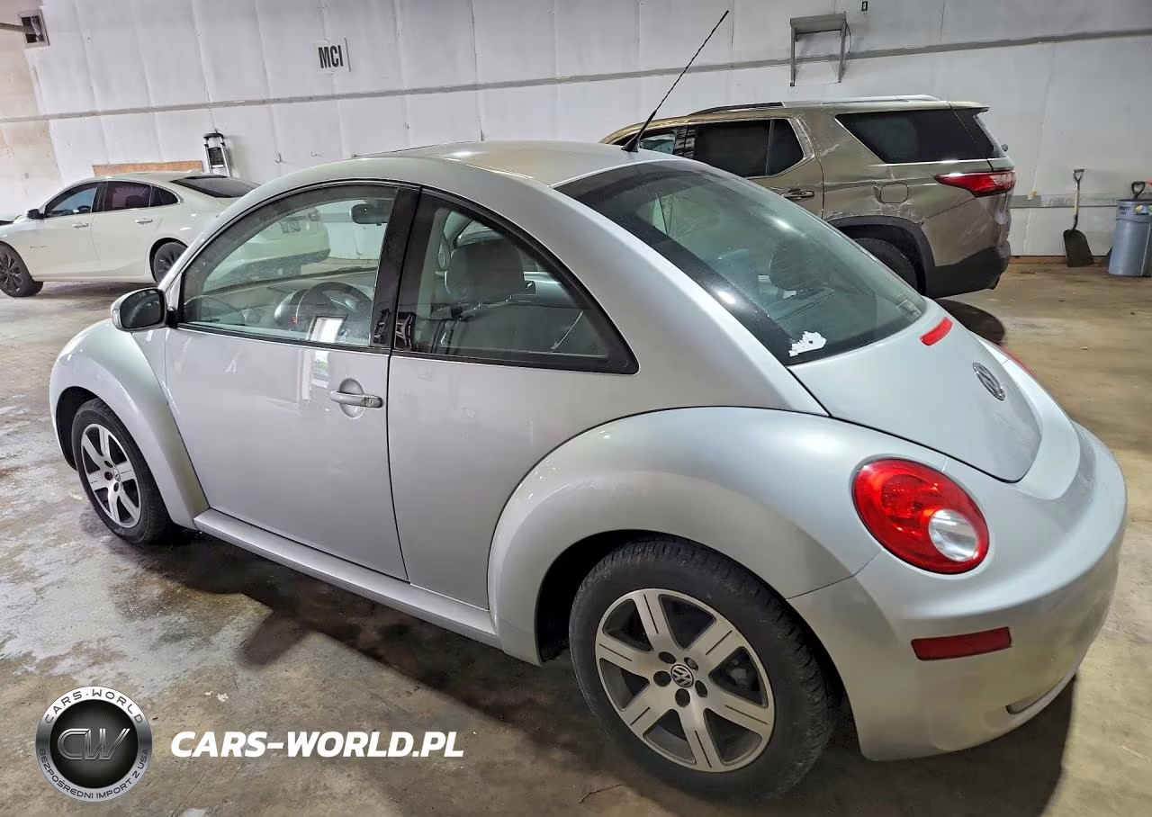 2006 Volkswagen New Beetle 2.5L Option Package 1 VIN:3VWRW31C46M407421 - 2
