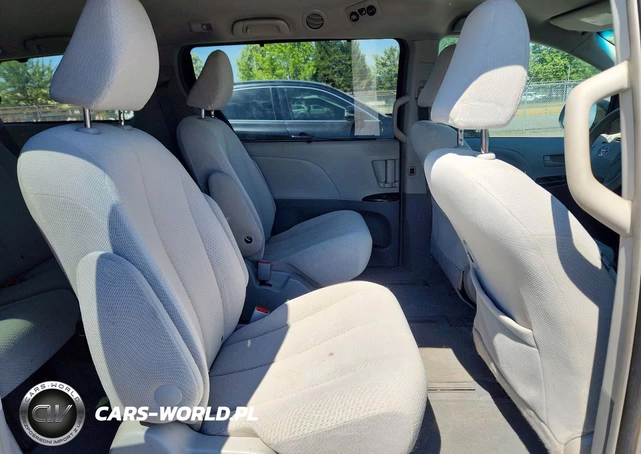 2012 Toyota Sienna Le VIN:5TDJK3DC0CS037460 - 11