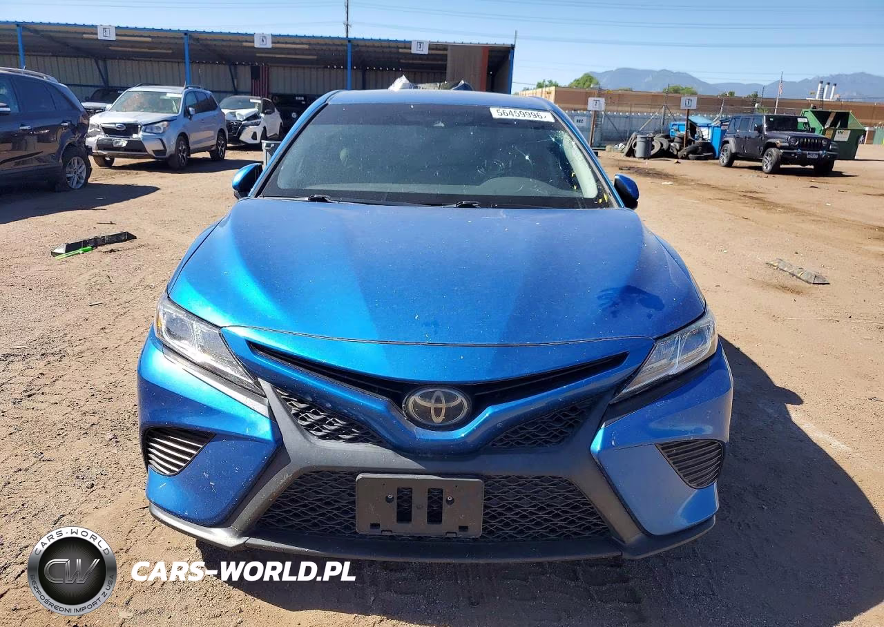 2020 Toyota Camry Se VIN:4T1G11AK1LU330563 - 5