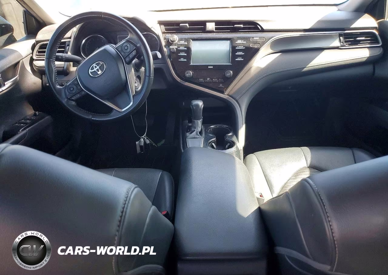 2020 Toyota Camry Se VIN:4T1G11AK1LU330563 - 8