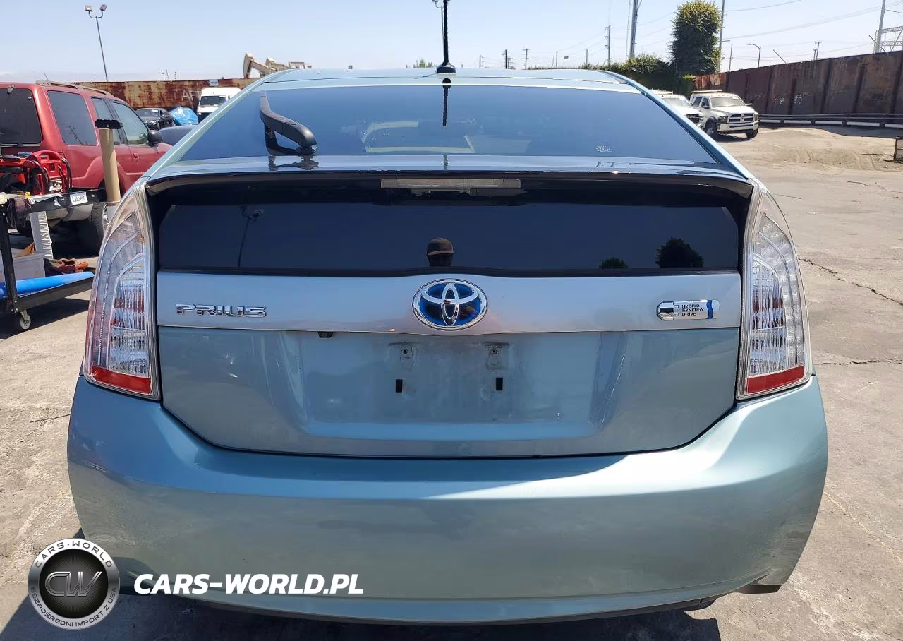 2014 Toyota Prius Plug-In Hybrid Advanced VIN:JTDKN3DP5E3050529 - 6
