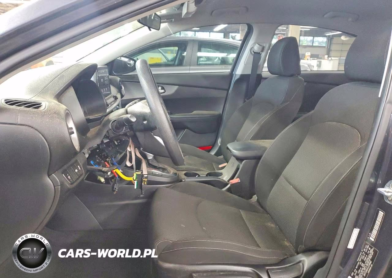 2020 Kia Forte Lxs VIN:3KPF24AD1LE238982 - 7
