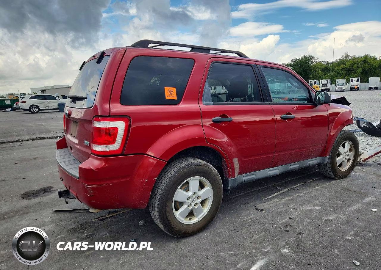 2010 Ford Escape Xlt VIN:1FMCU0DG0AKC66094 - 3
