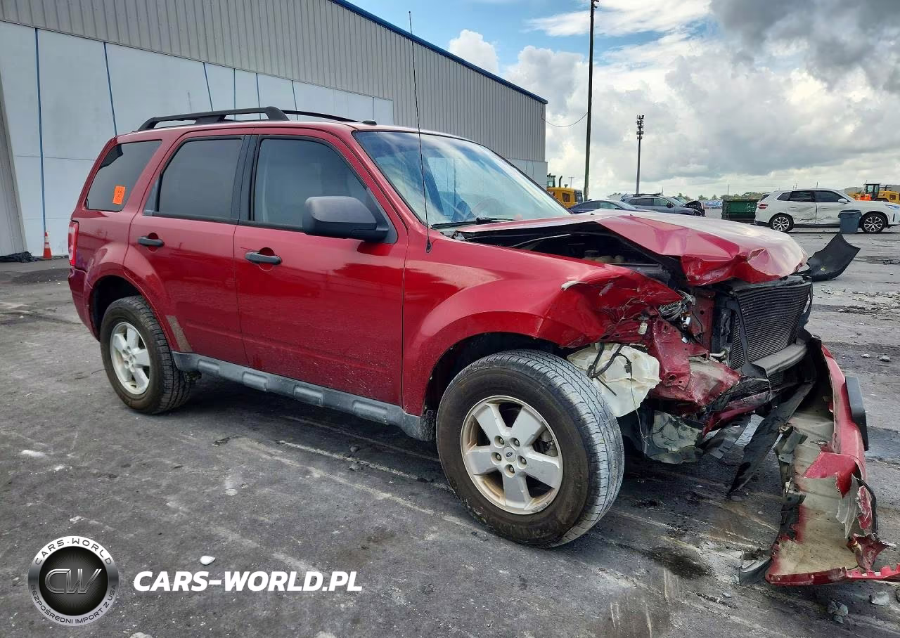2010 Ford Escape Xlt VIN:1FMCU0DG0AKC66094 - 4