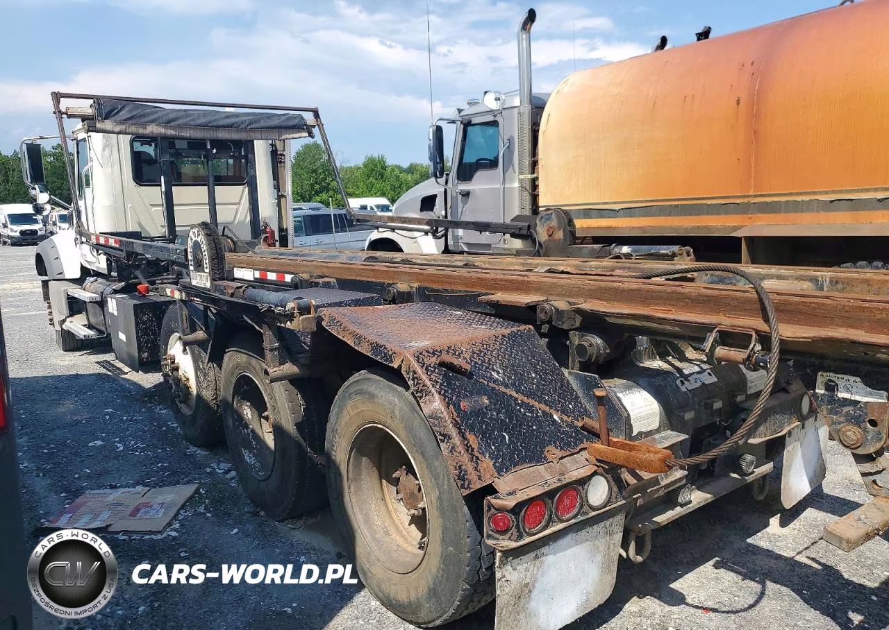 2013 Mack Gu713 Roll-Off Container Truck VIN:1M2AX04C7DM014251 - 3