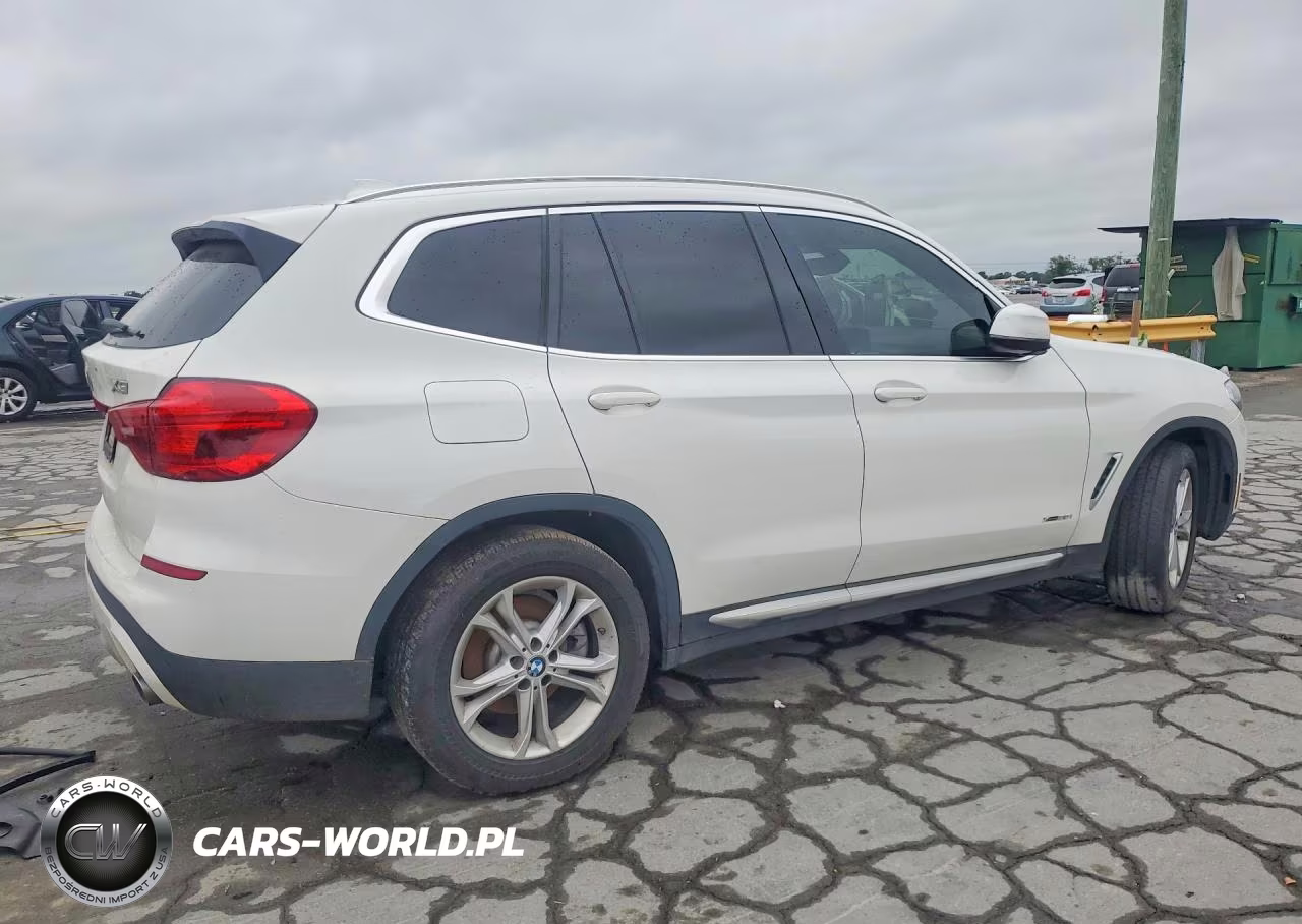 2018 BMW X3 xDrive30I VIN:5UXTR9C50JLD62250 - 3
