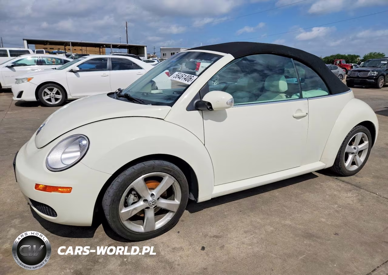 2007 Volkswagen New Beetle Triple White