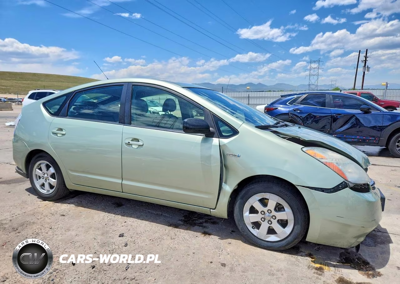 2008 Toyota Prius Base VIN:JTDKB20U683424651 - 4