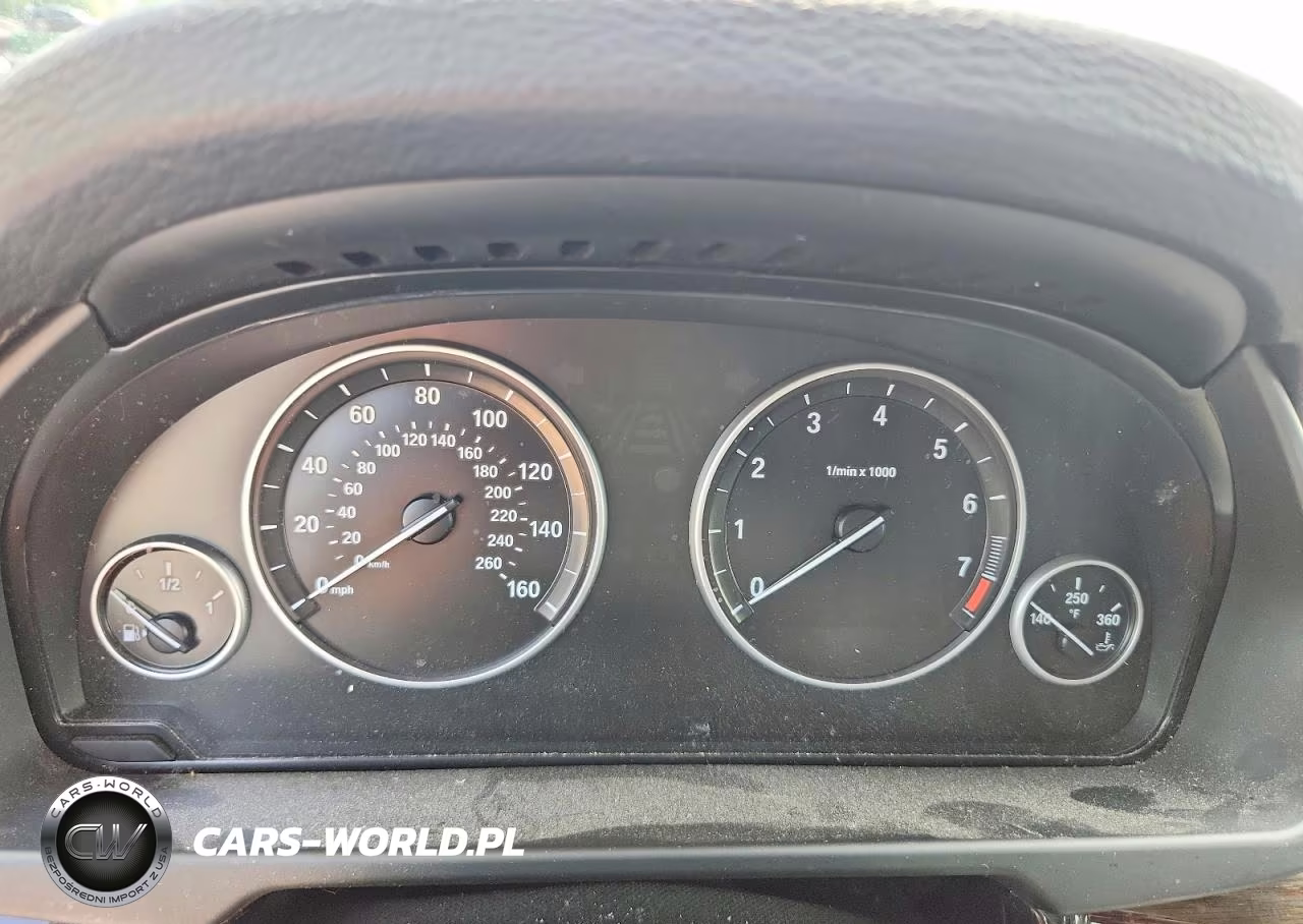 2015 BMW X5 xDrive35I VIN:5UXKR0C51F0K69444 - 9