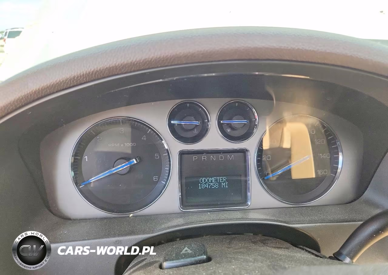 2008 Cadillac Escalade Luxury VIN:1GYFK63828R108341 - 9