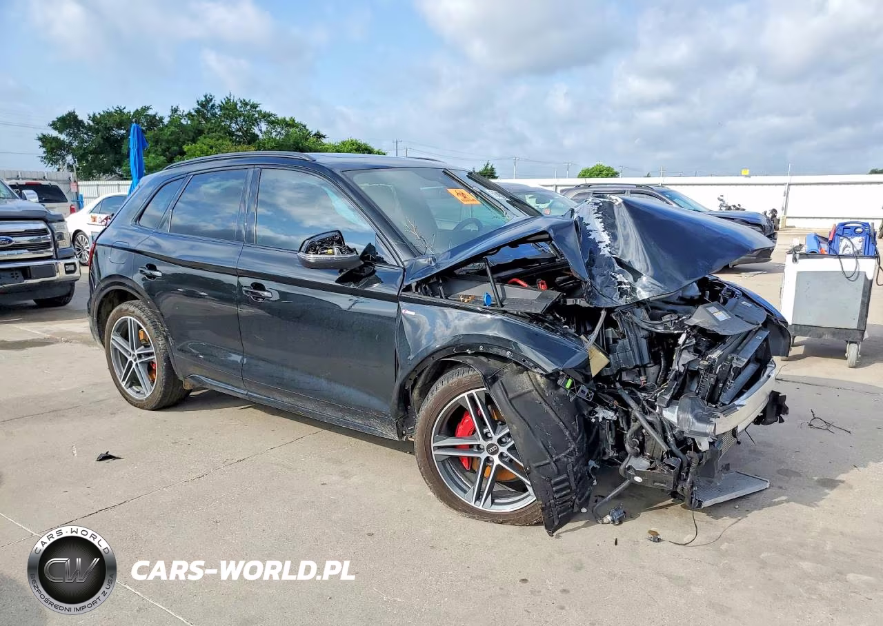 2025 Audi Q5 E Premium Plus 55 VIN:WA1E2AFY9S2045863 - 4