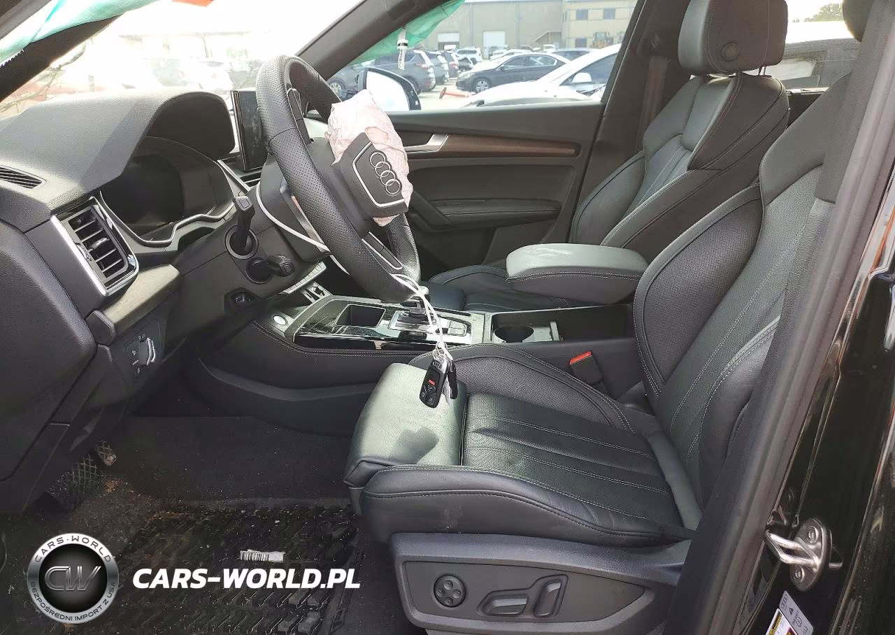 2025 Audi Q5 E Premium Plus 55 VIN:WA1E2AFY9S2045863 - 7