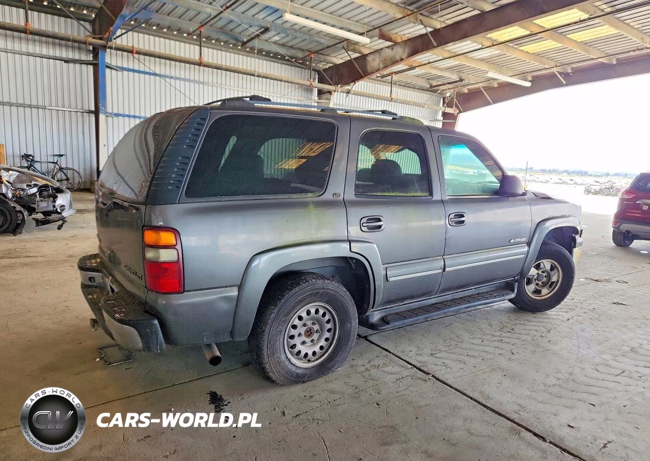 2002 Chevrolet Tahoe K1500 VIN:1GNEK13T32J220443 - 3