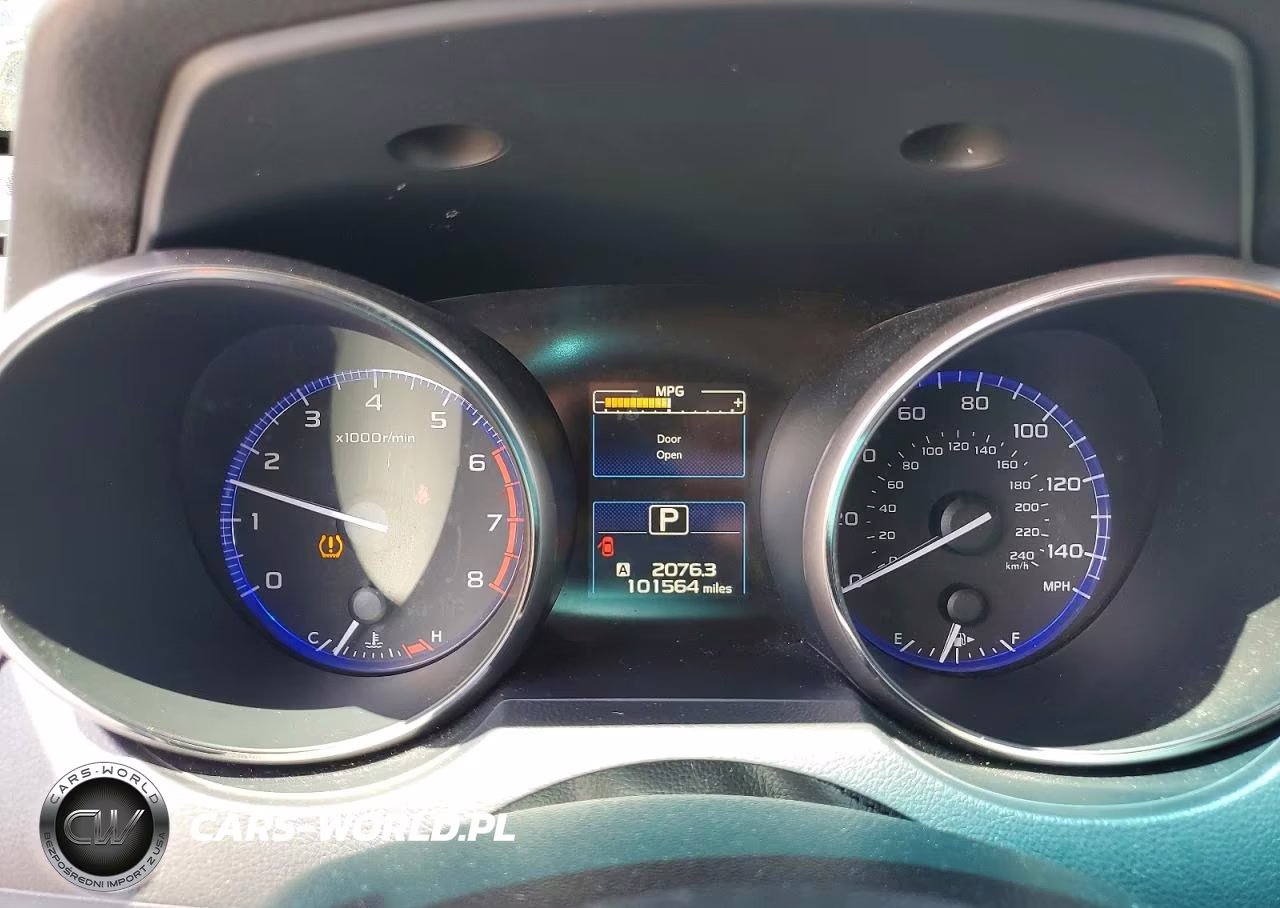 2018 Subaru Outback 2.5I Premium VIN:4S4BSACC7J3309149 - 9
