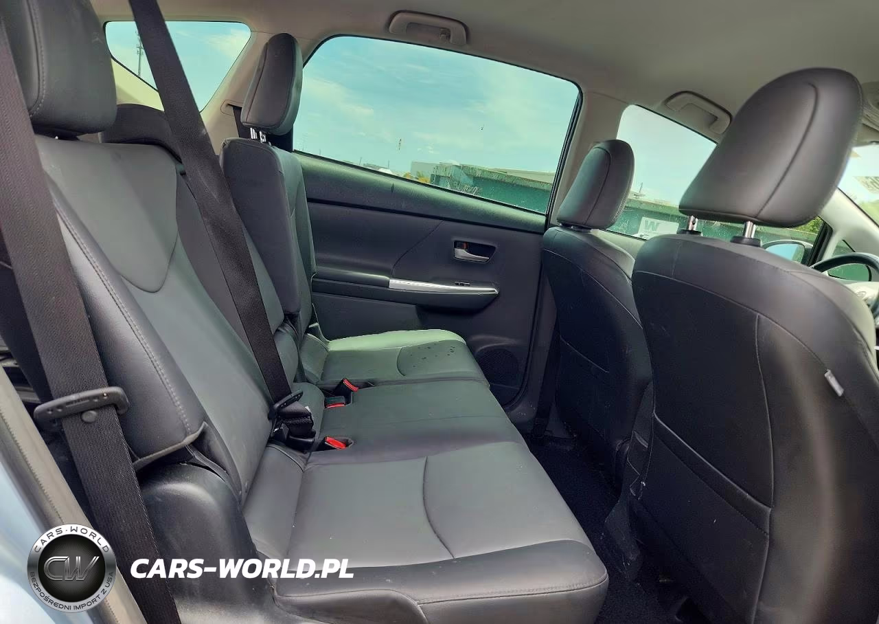 2013 Toyota Prius V Five VIN:JTDZN3EU0D3221558 - 10