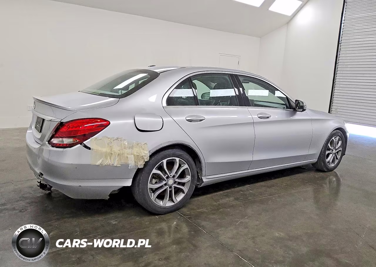 2016 Mercedes-Benz C 300 VIN:55SWF4JB0GU123274 - 3