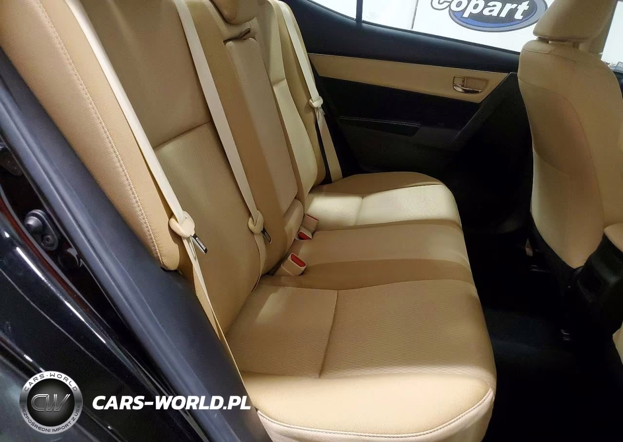 2018 Toyota Corolla Le VIN:5YFBURHE6JP784614 - 10