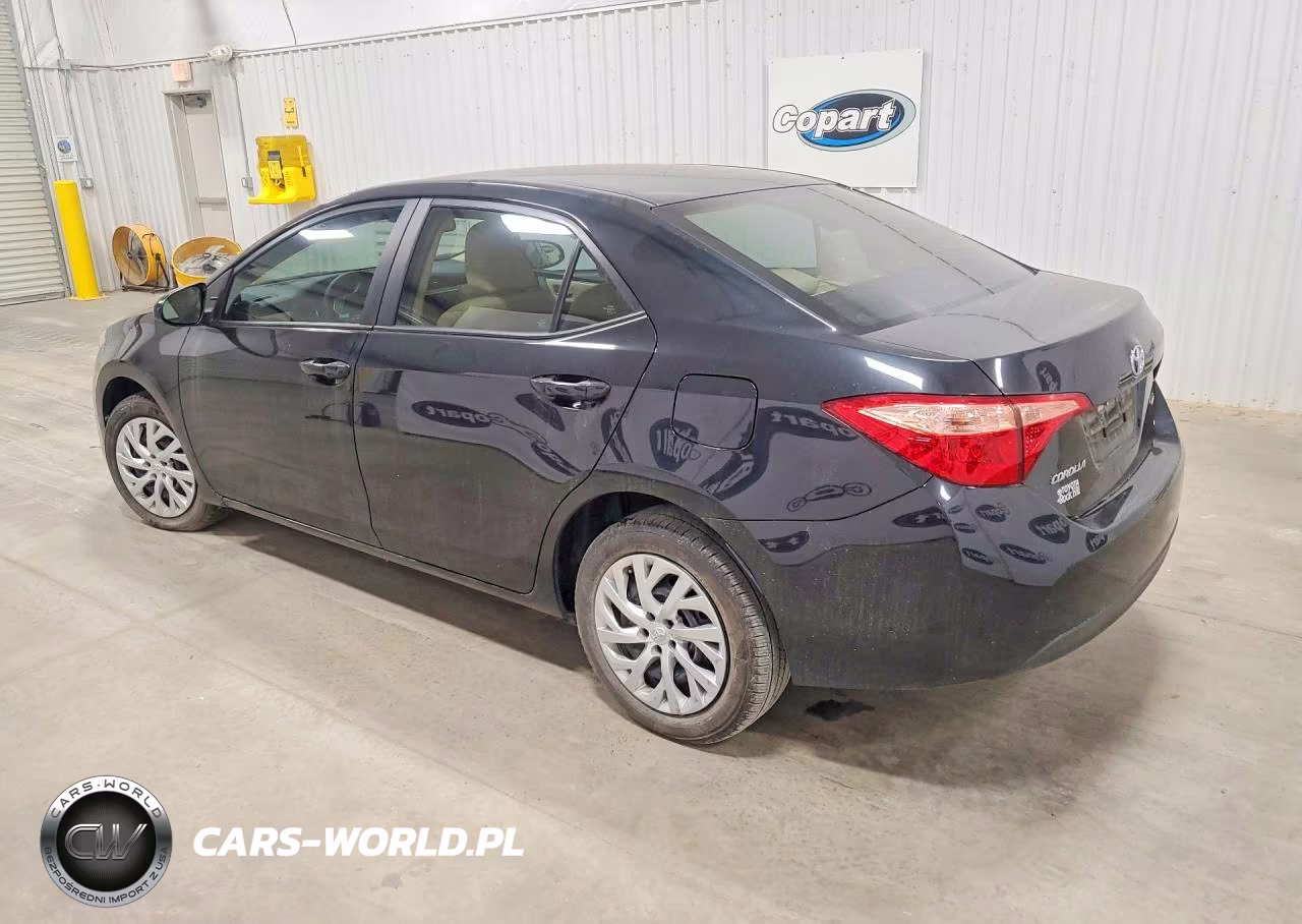 2018 Toyota Corolla Le VIN:5YFBURHE6JP784614 - 2