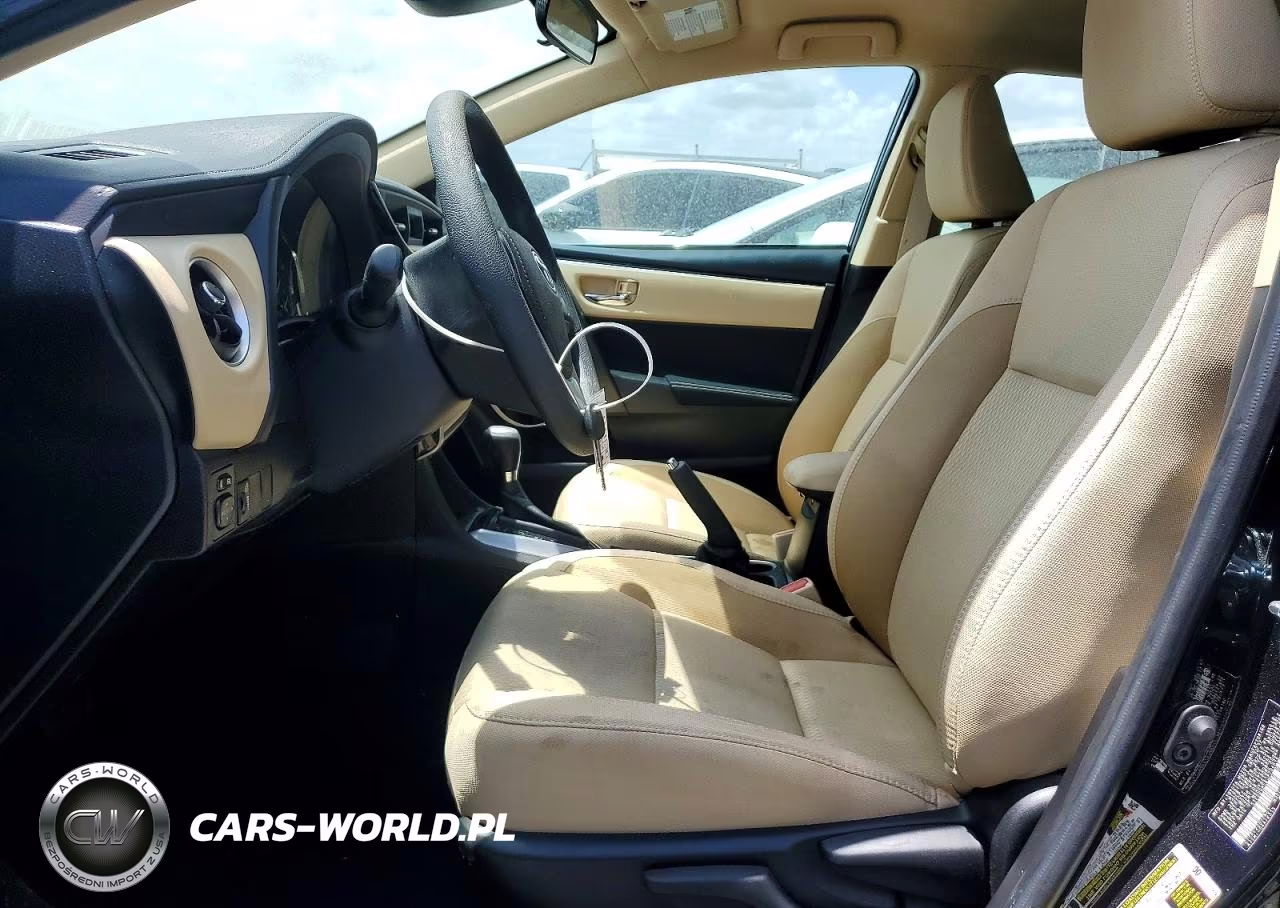 2018 Toyota Corolla Le VIN:5YFBURHE6JP784614 - 7
