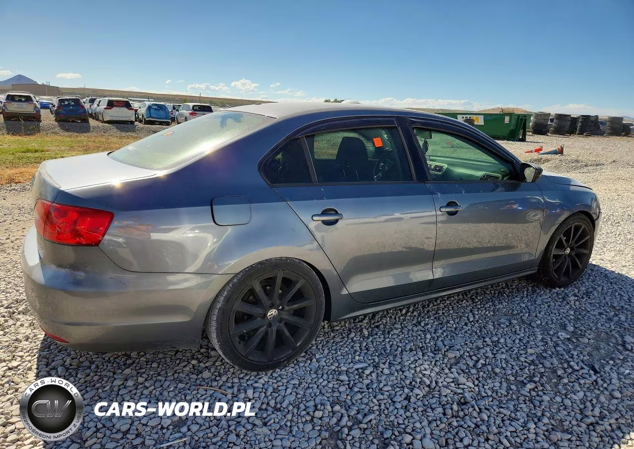 2014 Volkswagen Jetta Base VIN:3VW1K7AJ4EM438035 - 3