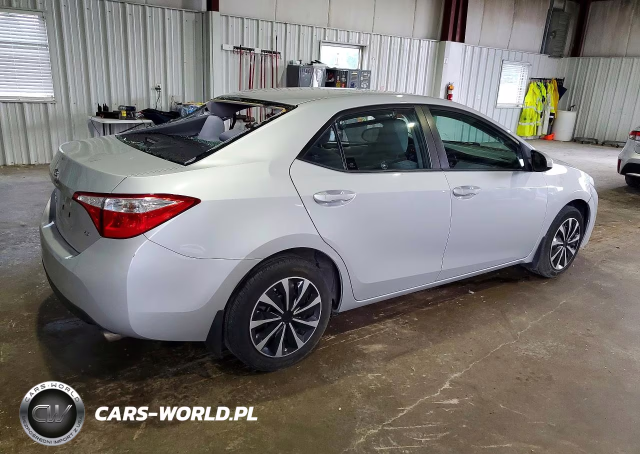 2016 Toyota Corolla Le VIN:2T1BURHEXGC689255 - 3
