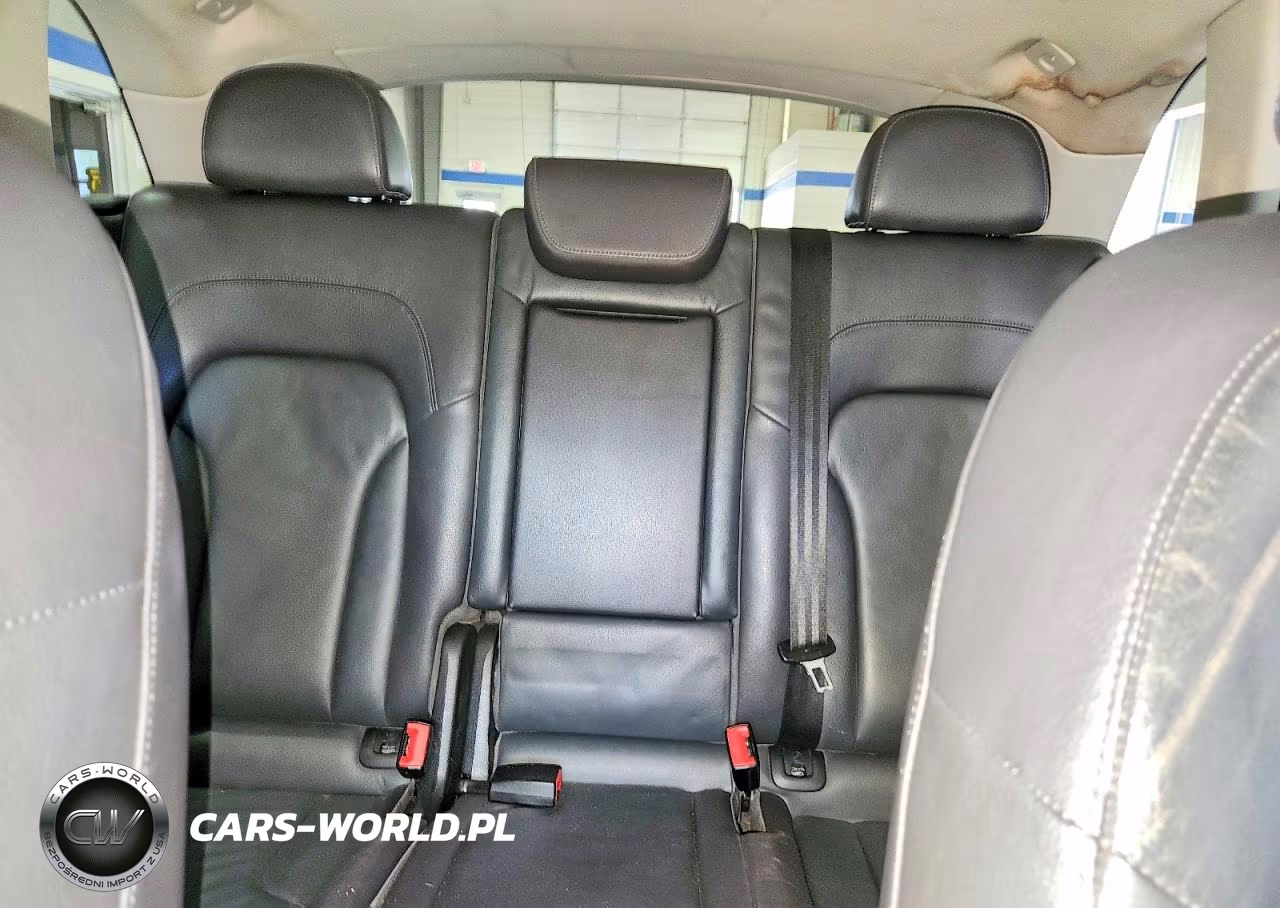 2011 Audi Q5 Prestige VIN:WA1WKAFP4BA009239 - 10