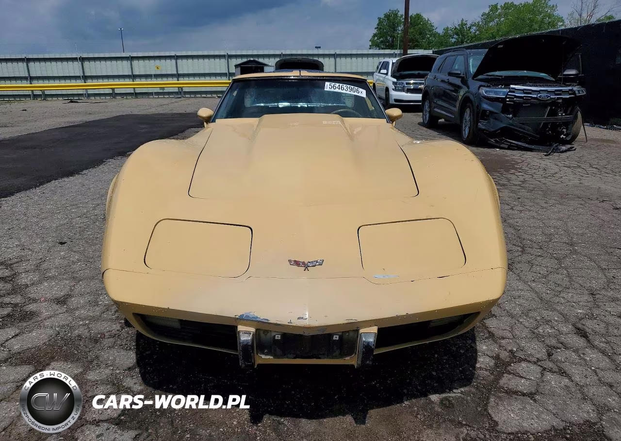 1977 Chevrolet Uk VIN:1Z37L7S411686 - 5