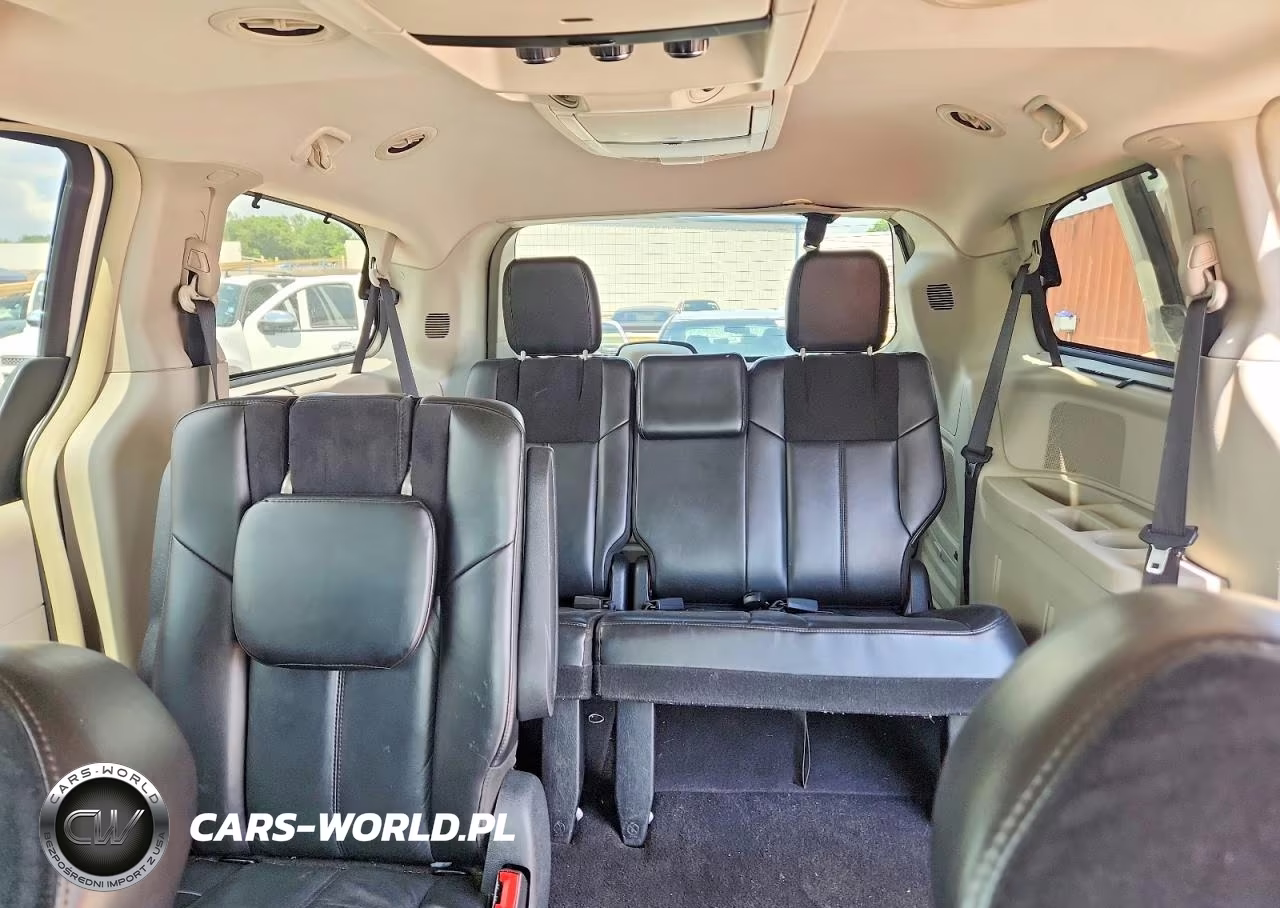 2011 Chrysler Town & Country Limited VIN:2A4RR6DG9BR500281 - 10