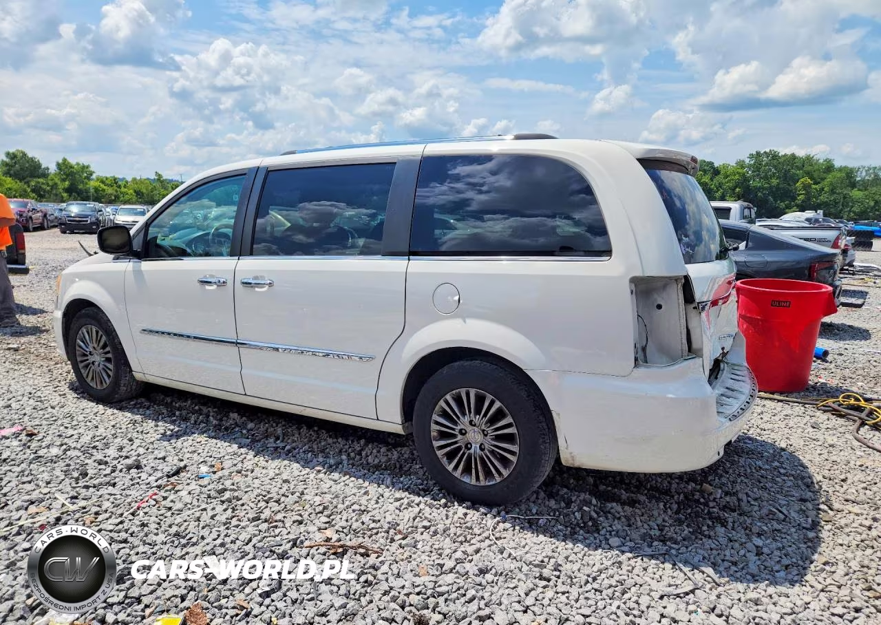 2011 Chrysler Town & Country Limited VIN:2A4RR6DG9BR500281 - 2