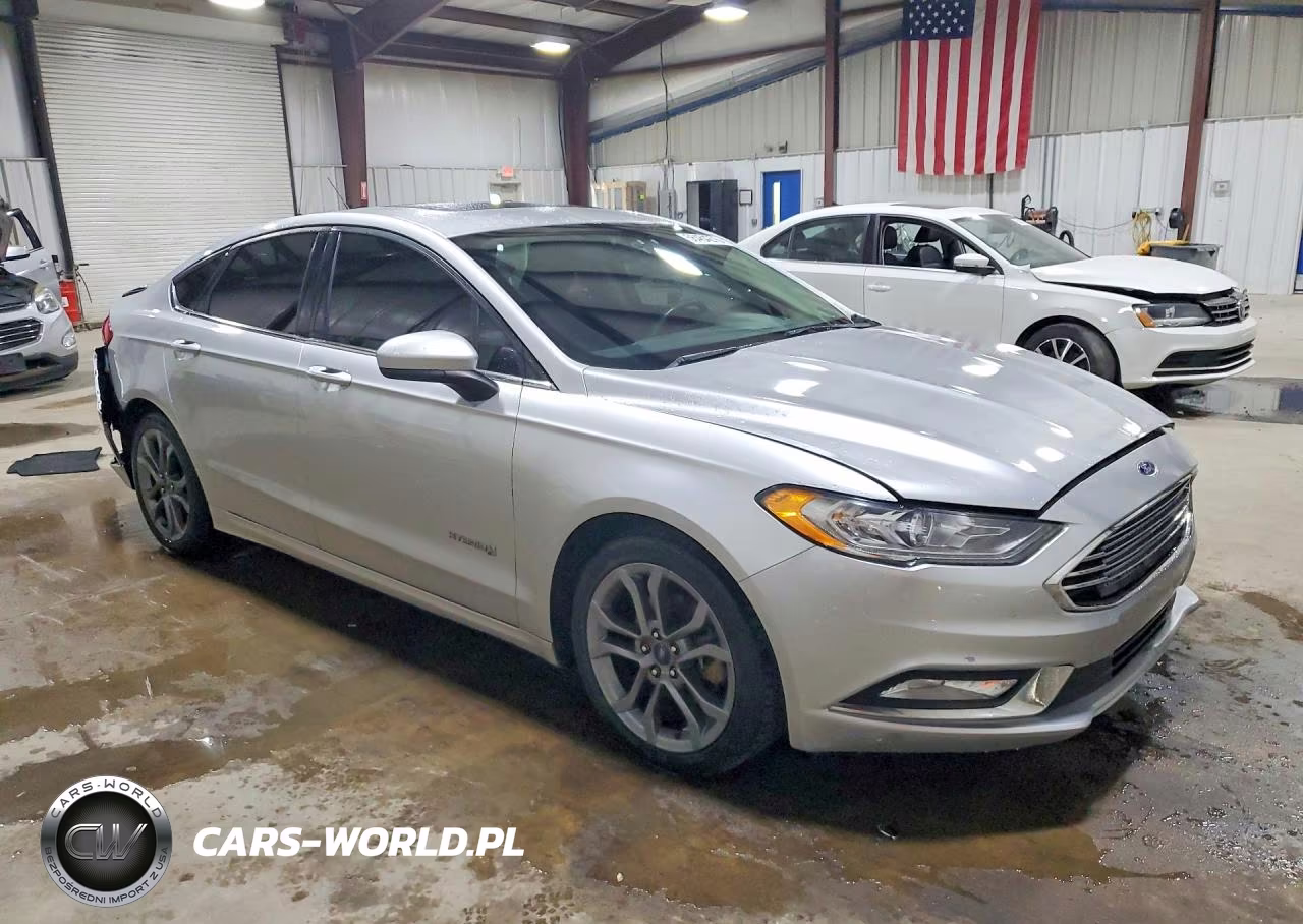 2018 Ford Fusion Se Hybrid VIN:3FA6P0LU7JR155821 - 4