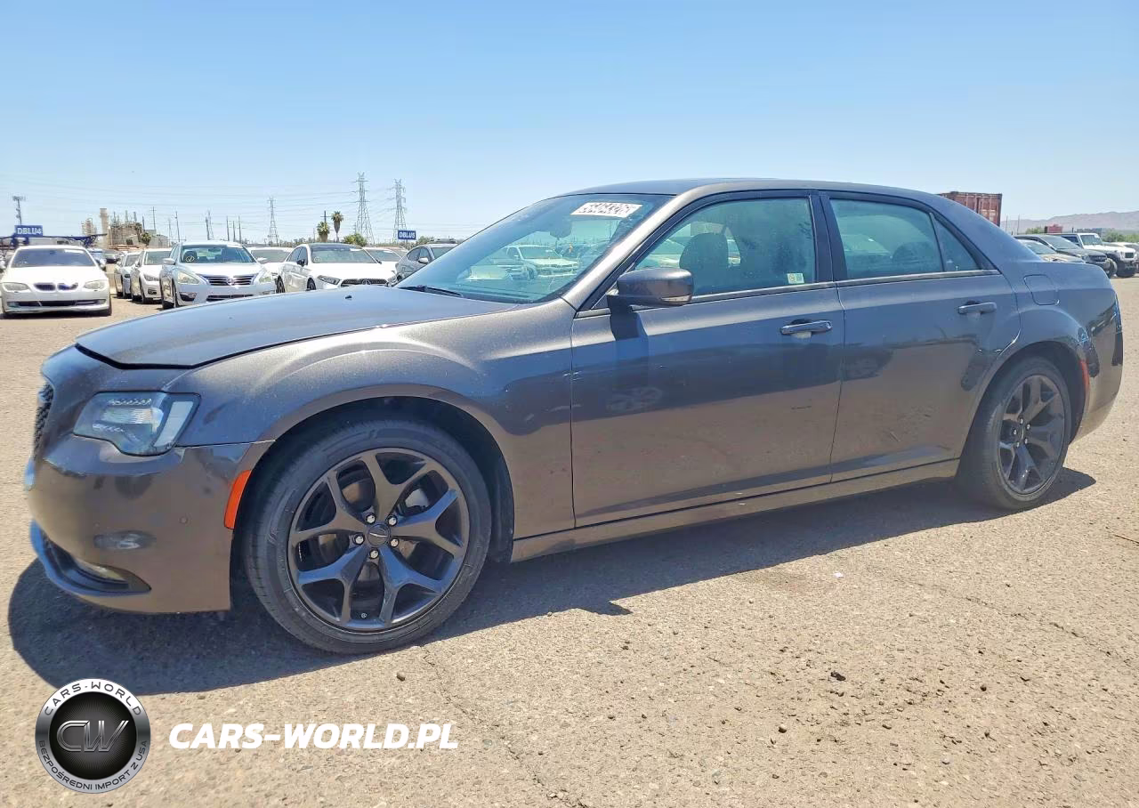 2023 Chrysler 300 S – zdjęcie 1 z 12