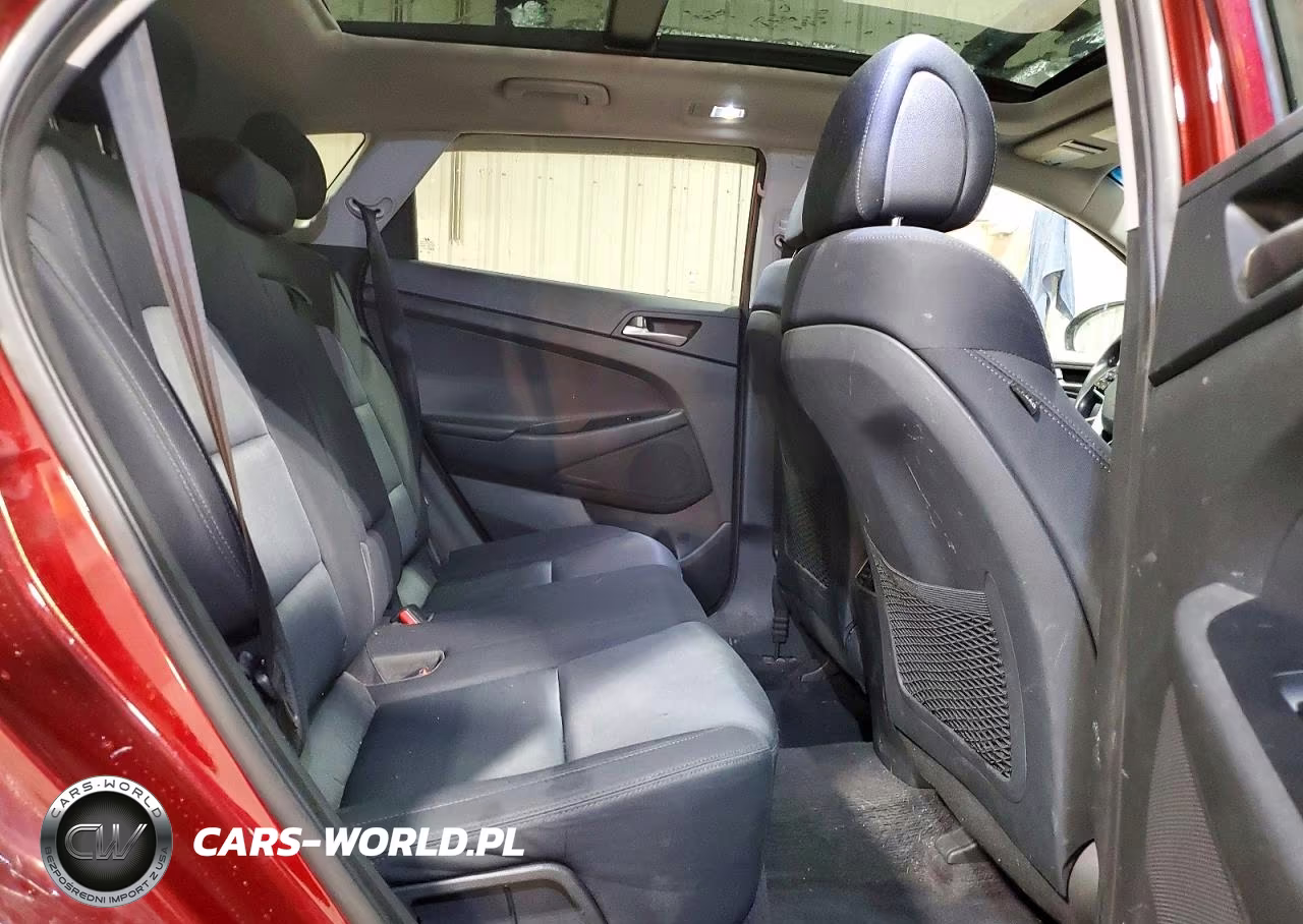 2018 Hyundai Tucson Value VIN:KM8J3CA28JU775584 - 11