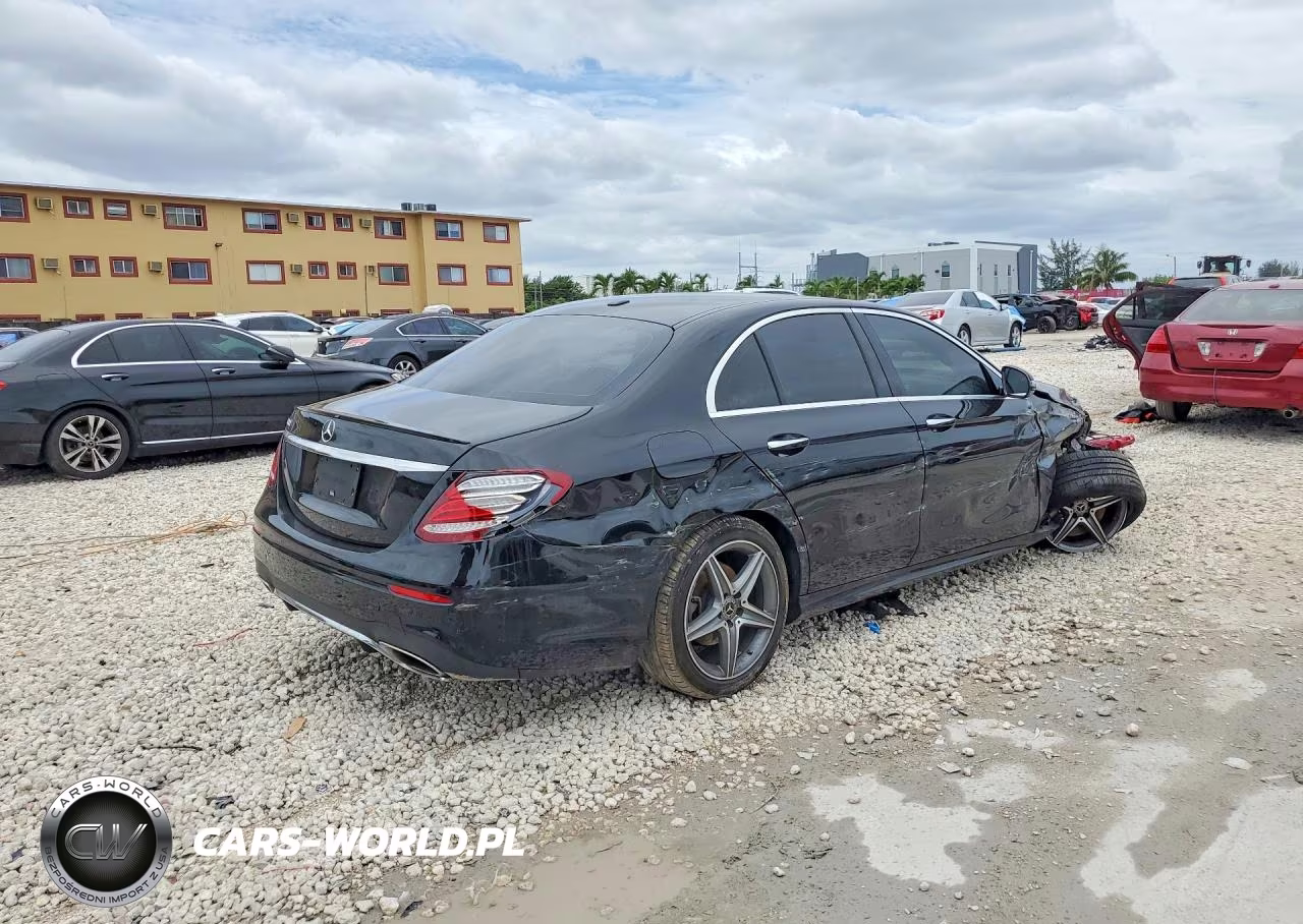 2019 Mercedes-Benz E 300 VIN:WDDZF4JB4KA517429 - 3