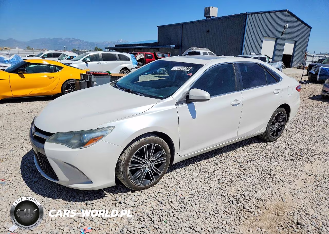2016 Toyota Camry Special Edition