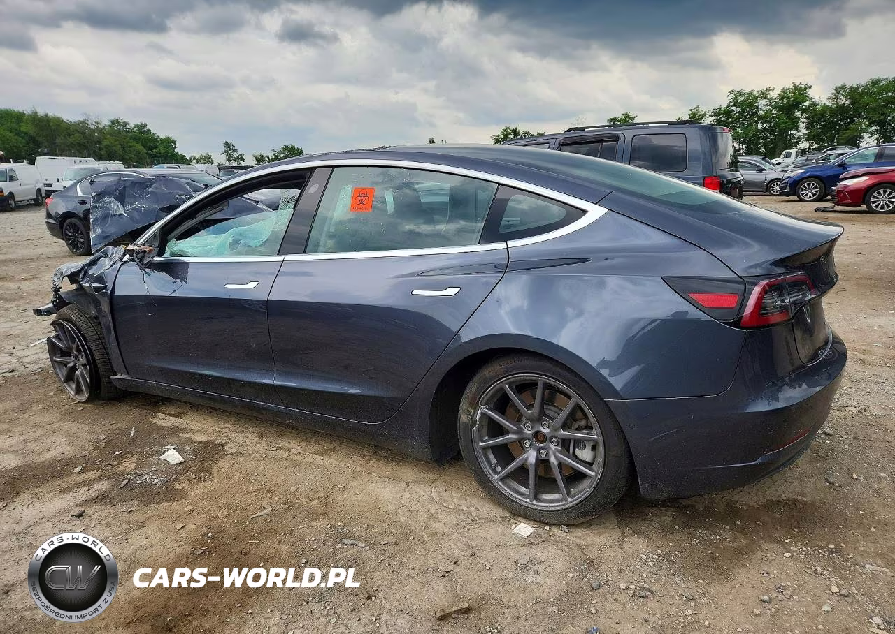 2018 Tesla Model 3 VIN:5YJ3E1EB6JF114103 - 2