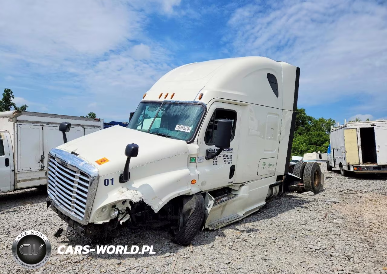 2018 Freightliner Cascadia 1 - Semi Truck VIN:3AKJGLDR1JSJL1686 - 2